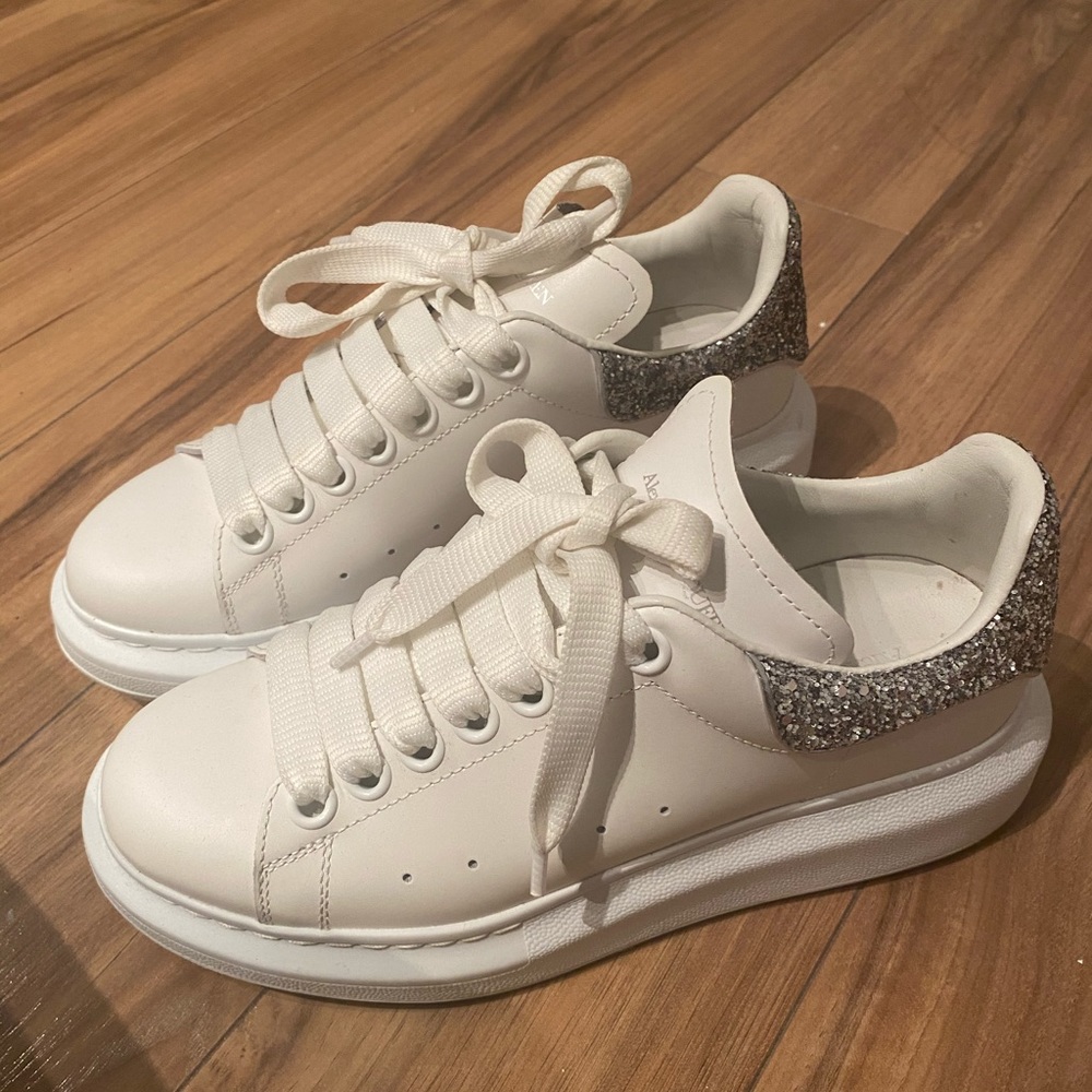 Alexander McQueen platform sneaker